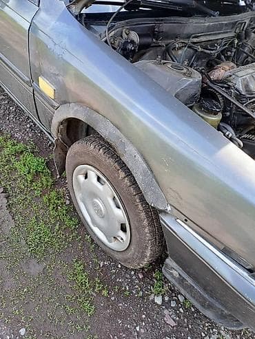 Транспорт: Toyota Camry: 1991 г., 2.2 л, Механика, Дизель, Универсал — 7