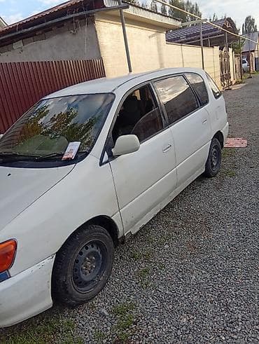Toyota: Toyota Ipsum: 2000 г., 2 л, Автомат, Бензин, Минивэн — 2