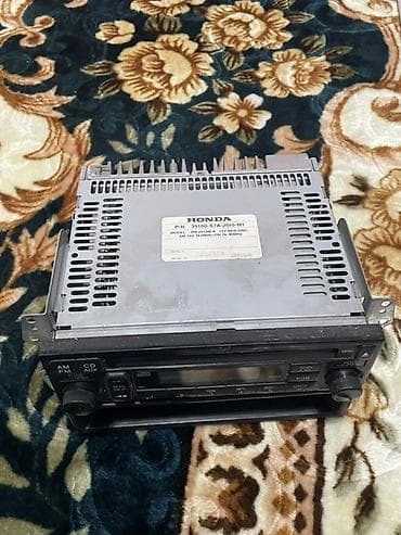 датчик на движение: Б/у, 2-DIN, Без системы, Без оперативной памяти ГБ ОЗУ, Без встроенной памяти Гб ПЗУ — 4