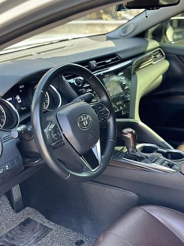 prius plus: Toyota Camry: 2019 г., 2.5 л, Автомат, Гибрид, Седан — 5