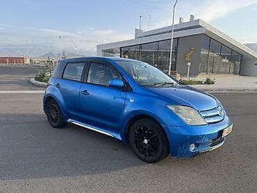 ann chery: Toyota Ist: 2002 г., 1.5 л, Автомат, Бензин, Хэтчбэк — 1
