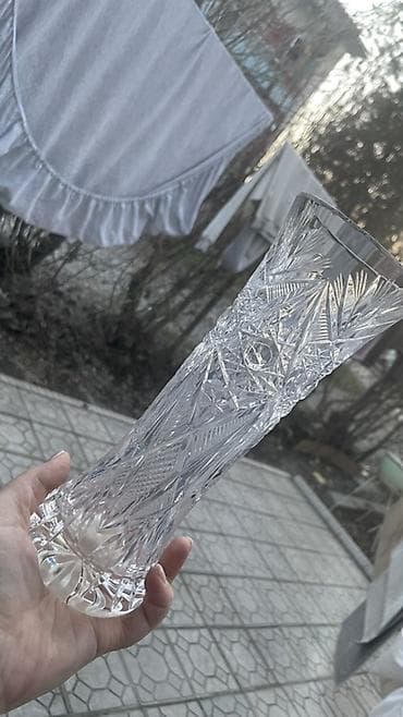 чугунная казан: Набор винтажного гранёного стекла/хрусталя Состав: - 3 салатницы/вазы — 8