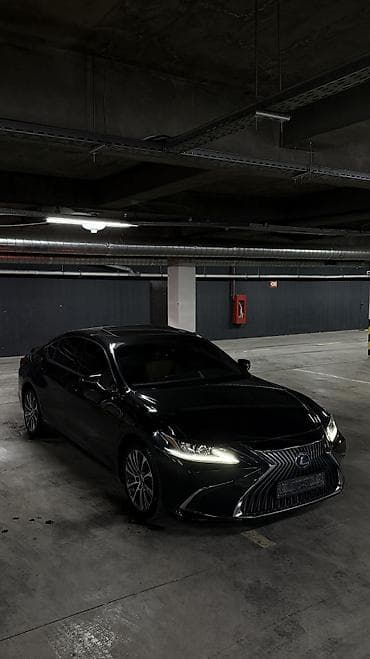 lexus es 2015: Lexus ES: 2019 г., 2.5 л, Автомат, Гибрид, Седан — 1
