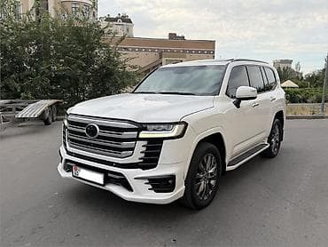 Toyota Land Cruiser: 2022 г., 3.5 л, Автомат, Бензин, Внедорожник — 7