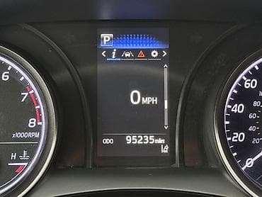 trd pro: Toyota Camry: 2021 г., 2.5 л, Автомат, Бензин, Седан — 8