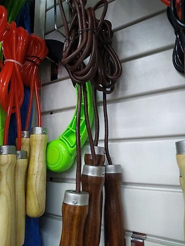 Скакалки скакалка в спортивном магазине SPORTWORLD Цена от 120 сом и lalafo.kg да Скакалки скакалка в спортивном магазине SPORTWORLD Цена от 120 сом и