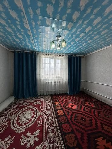 Дома: 📍 В Сокулуке продаётся дом на участке 7 соток. 🏡Площадь дома — 9