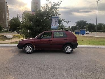кольф 3: Volkswagen Golf: 1993 г., 1.6 л, Механика, Бензин, Хэтчбэк — 1