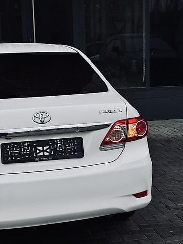tayota karolla: Toyota Corolla: 2011 г., 1.6 л, Автомат, Бензин, Седан — 9