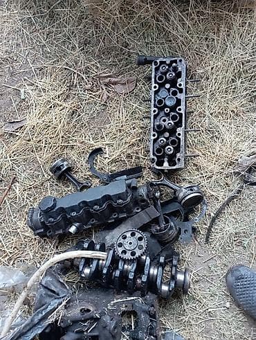 Двигатели, моторы и ГБЦ: Двигатель в разбор на запчасти. каленвал распредвал шкиф шатун блок — 1