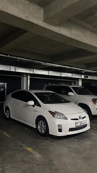 колпаки приус: Toyota Prius: 2010 г., 1.8 л, Вариатор, Гибрид, Лифтбек — 1