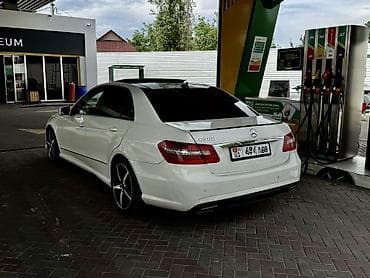 8900: Mercedes-Benz E-Class: 2011 г., 3 л, Автомат, Бензин, Седан — 5