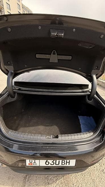 на иж: Hyundai Grandeur: 2018 г., 2.4 л, Автомат, Бензин, Седан — 10