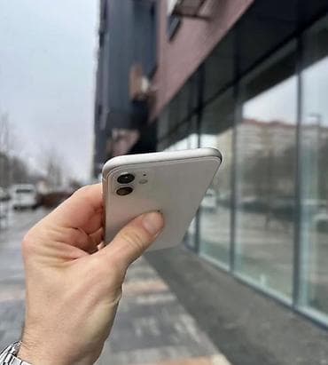 ipone mini: IPhone 11, Б/у, 128 ГБ, Белый, Зарядное устройство, Чехол, Кабель, 78 % — 4