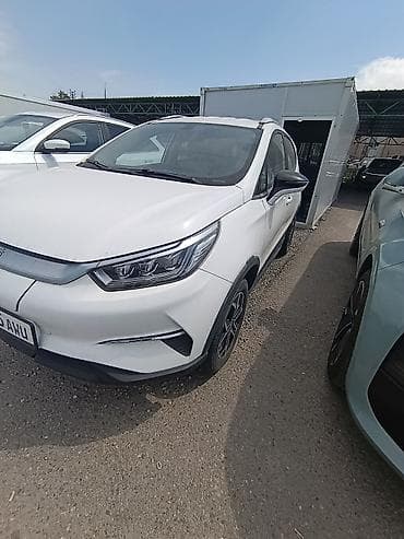 BYD: BYD Yuan Pro: 2021 г., Робот, Электромобиль, Кроссовер — 3