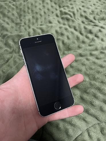 iphone d: IPhone SE, Б/у, 32 ГБ, 88 % — 4