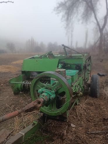 ls 400: Пресс-подборщик тюковый, прицепной, привод от ВОМ трактора. - Тип — 2