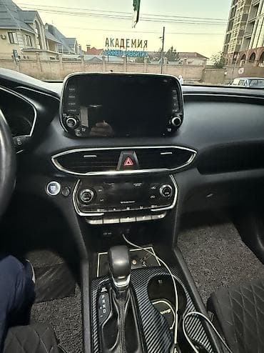 Hyundai Santa Fe: 2018 г., 2 л, Автомат, Дизель, Кроссовер — 4