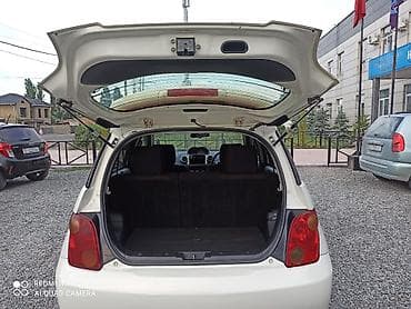ist: Toyota Ist: 2002 г., 1.5 л, Автомат, Бензин, Хэтчбэк — 5