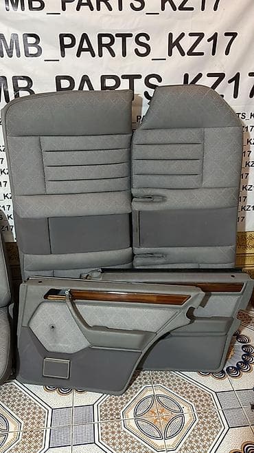 Детали салона: Комплект сидений, Велюр, Mercedes-Benz 1994 г., Б/у, Оригинал, Германия — 3