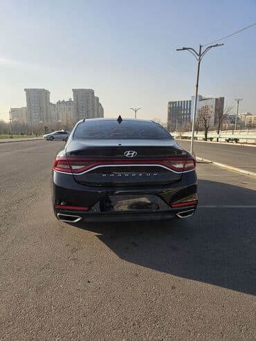 продаю или меняю на дом: Hyundai Grandeur: 2018 г., 3 л, Автомат, Бензиновая, Седан — 21