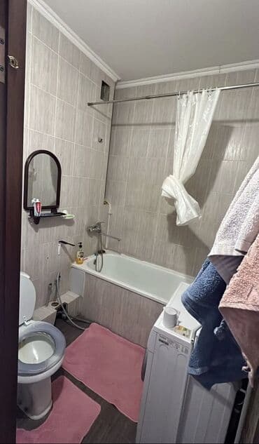 Батирлер: 1 бөлмө, 44 м², 106-серия, 8 кабат, Эски ремонт — 4