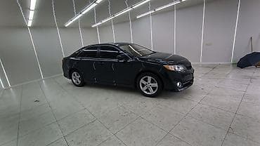 6d mark: Toyota Camry: 2012 г., Автомат, Бензин, Седан — 5