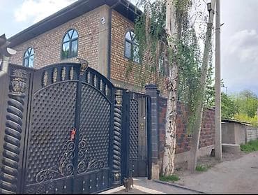 Срочно продается дом. 2 этажный кирпичный! Район: Филармонии