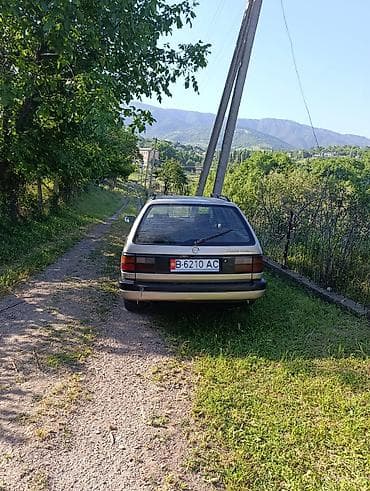 Унаа сатуу: Volkswagen Passat Variant: 1990 г., 1.8 л, Кол менен иштөөчү, Бензин, Универсал — 3