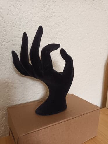 Трансформатор майы: Срочно Продаю манекены для украшений, бижутерий, цепочек браслетов — 3