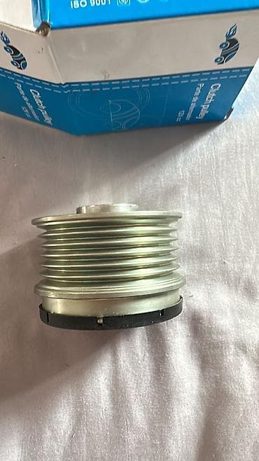 t max: Генератор Jeep 2010 г., Новый, Оригинал, Россия — 2