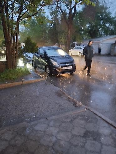 matiz spark: Chevrolet Spark: 2014 г., 1 л, Автомат, Газ, Хэтчбэк — 1