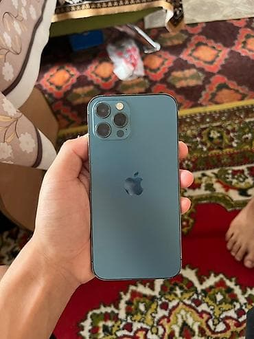 IPhone 12 Pro, Б/у, 512 ГБ, Чехол, 79 %