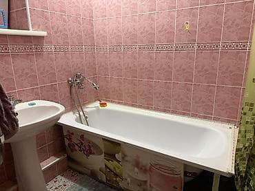 Эмерек: Продаётся 2-комнатная квартира в городе Кара - Балта в квартале — 8