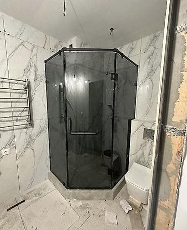 solutions upper: 🚿 Трапециевидные душевые перегородки из стекла | Под заказ — 1