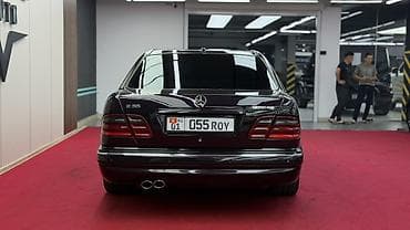 55: Mercedes-Benz E-класс AMG: 2000 г., 5.5 л, Автомат, Бензин, Седан — 4