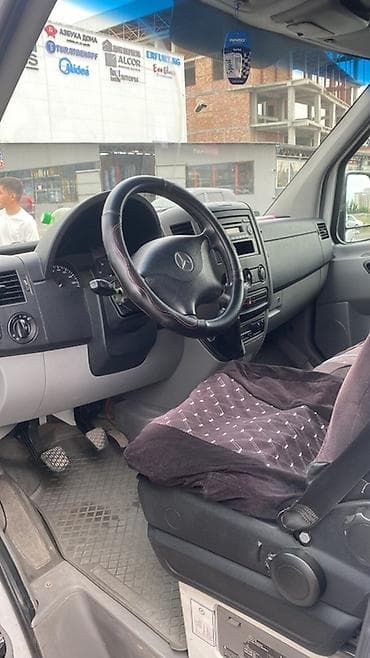 мерс 207: Mercedes-Benz Спринтер: 2006 г., 2.2 л, Механика, Дизель, Фургон — 3