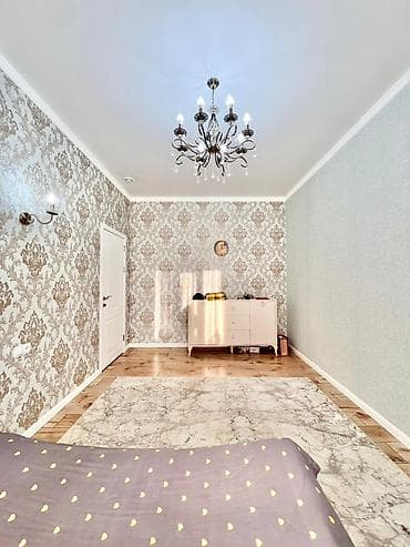 Кыймылсыз мүлк: 🏡 Продаётся уютный дом в районе Волна 📍 Участок: 7.25 соток 🏠 Дом: 3 — 3