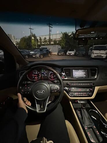 купить машину в рассрочку без банка: Kia Carnival: 2019 г., 2.2 л, Автоматические, Дизель, Минивэн — 11