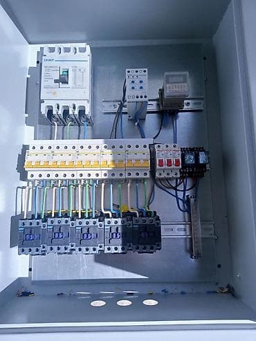 воздушный компрессор в аренду: Установка и ремонт 
Заправка Фрион 
Очистка и мойка — 7