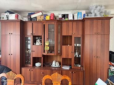 Оңдоп-түзөө жана курулуш: Дубал шкаф, Дубал шкаф түрү: Модулдуу, Үй, конок бөлмөсү үчүн, Өзгөчөлүктөрү: Тамак-аш идишин сактоо үчүн — 1