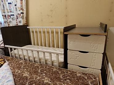 Продаю детскую кроватку с матрасом Лина б/у. Хватит до 5 лет. Общая — 2