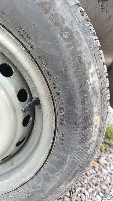 Шины и диски: Колеса в сборе 175 / 70 / R 13, Всесезонная, Железные, отверстий - 4 — 1