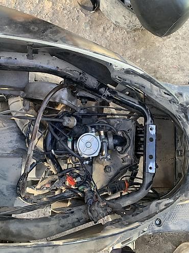 электрические мотоцикл: Макси-скутер 175 куб. см, Бензин, Б/у — 5