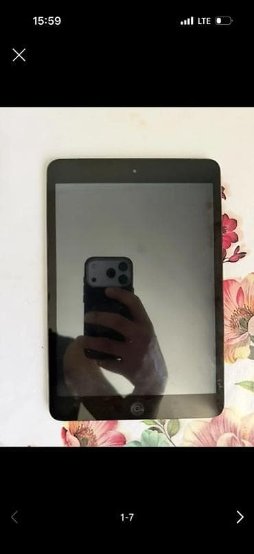 Apple iPad mini (первого поколения), темно-серый корпус. - Компактный