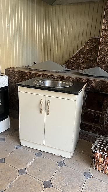 Ашкана гарнитурлары: Ашкана гарнитуру, Колдонулган, түсү - Саргыч боз, Өзү алып кетүү — 3