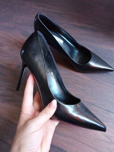 купить женскую обувь больших размеров: Продаю новые женские туфли 38 размер. Не ношенные. Размер мне не — 1