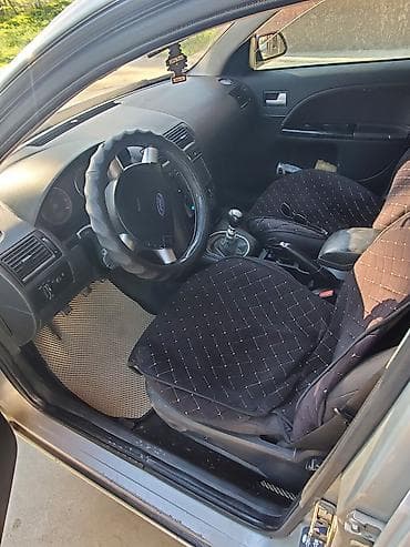 sprinter 2 2: Ford Mondeo: 2003 г., 1.8 л, Механика, Бензин, Универсал — 8