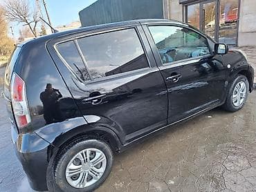 mini kuper: Daihatsu Sirion: 2008 г., 1 л, Механика, Бензин, Хэтчбэк — 2