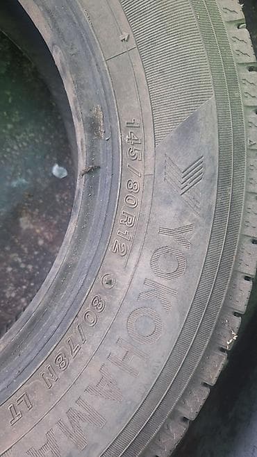 продаю лед: Шины 145 / 80 / R <13, Зима, Б/у, Легкий коммерческий транспорт (C/LT), Yokohama — 2